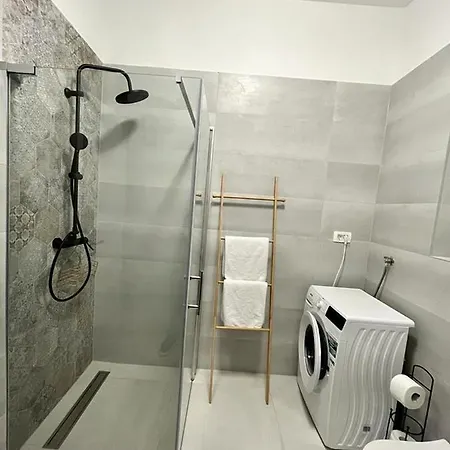 Apartment Lux Apartmans Pula