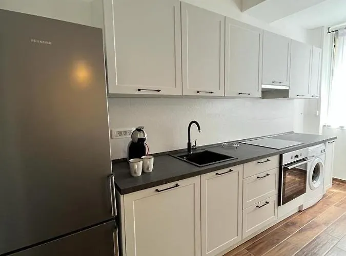 Lux Apartmans 公寓 *