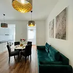 Lux Apartmans *