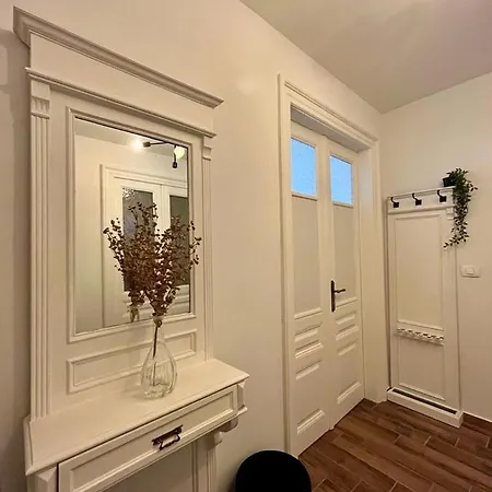 Lux Apartmans