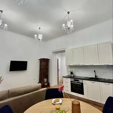 Lux Apartmans *